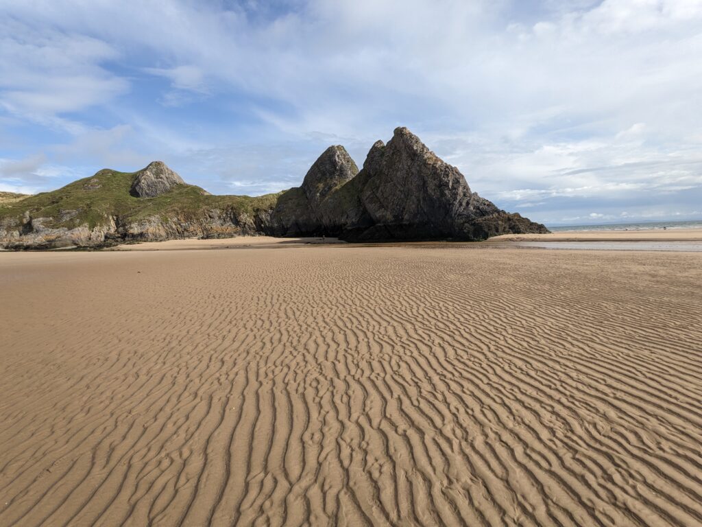 Pláž Three Cliffs Bay